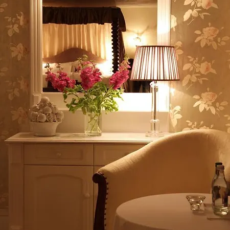 Danny Minnies Country House Annagry